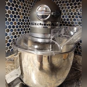 Artisan KitchenAid stand mixer